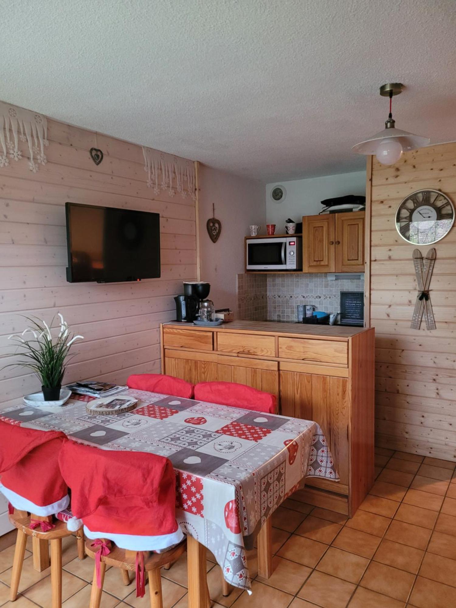 Appartement Le Flocon, Joli Petit Cocon 4 Pers En Rez De Jardin Draps Inclus Les Rousses Ngoại thất bức ảnh