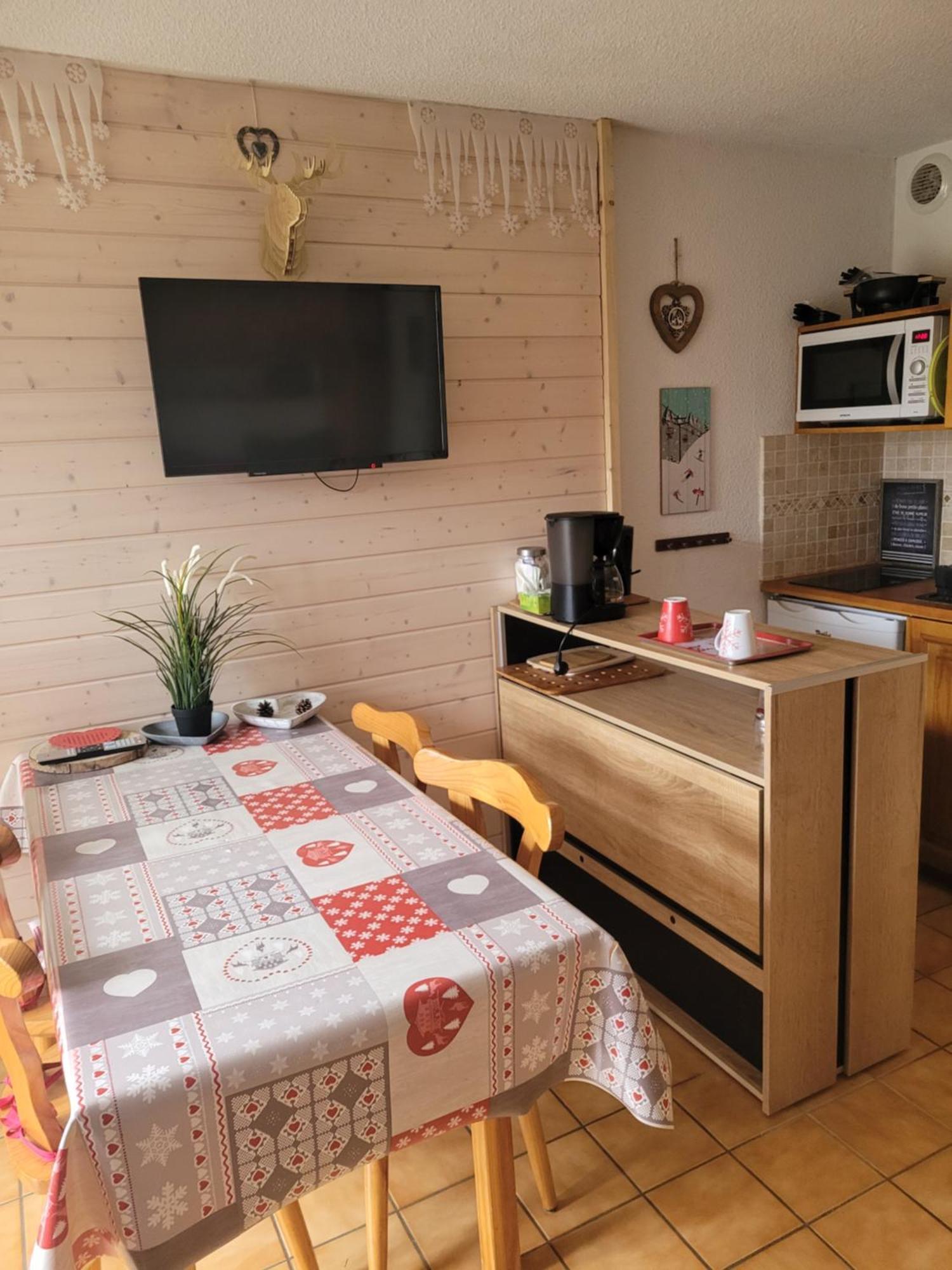 Appartement Le Flocon, Joli Petit Cocon 4 Pers En Rez De Jardin Draps Inclus Les Rousses Ngoại thất bức ảnh